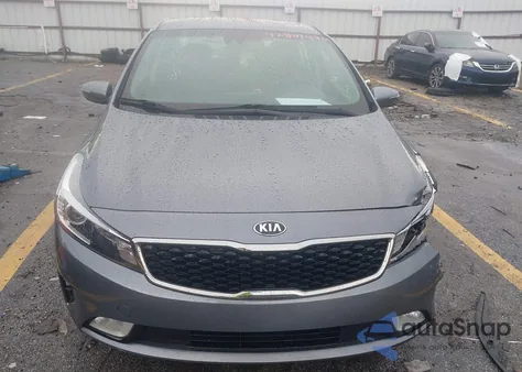 2017 Kia Forte Ex z USA, uszkodzony, nr VIN 3KPFN4A83HE092053